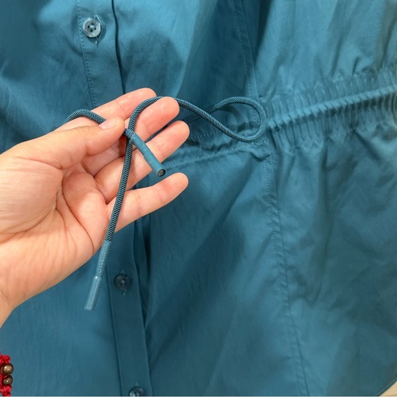 Athleta Levitate Poplin Tank - Picture 6 of 9